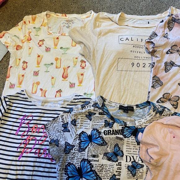 Girls Teen Tees Everyday Shirt Summer Clothes Sz S/M/XL Butterflies Print Lotof6 - Picture 2 of 9